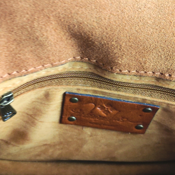 Patricia Nash shearling and leather crossbody bag with pom poms 9"x 7"x 2.5" - Picture 10 of 14